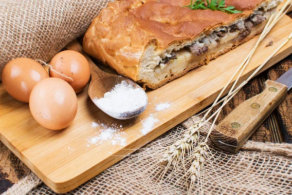 Meat Pie Wooden Table Eggs Flour Next Pie — Stock Photo, Image