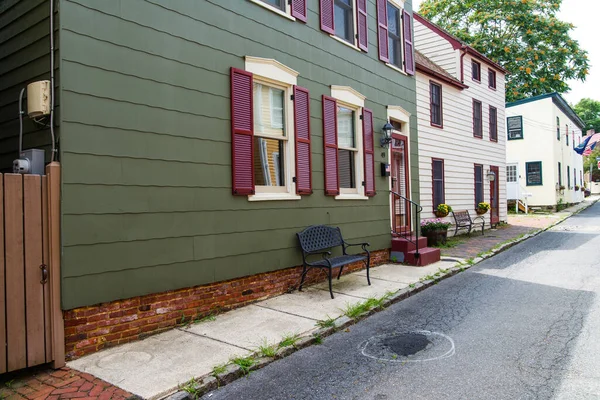 Annapolis Usa 2021 Townhouses Street Historic Annapolis Patch Fresh Asphalt — Stock Photo, Image