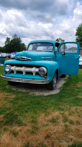 Leesburg Virginia Usa Augusti 2020 Amerikanska Retrobilen Ford 100 Främre — Stockfoto