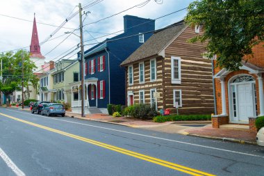  Virginia 'daki eski Winchester Caddesi. Turistik yollardaki tarihi binalar