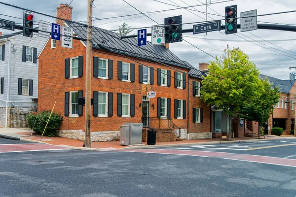 Old Historic Building Intersection One Streets Winchester Tourist Routes Old — Stock Photo, Image
