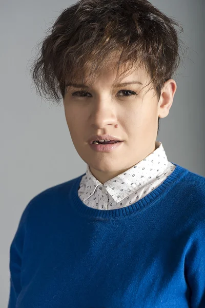 Portrait girl with short hair — Stock Photo, Image