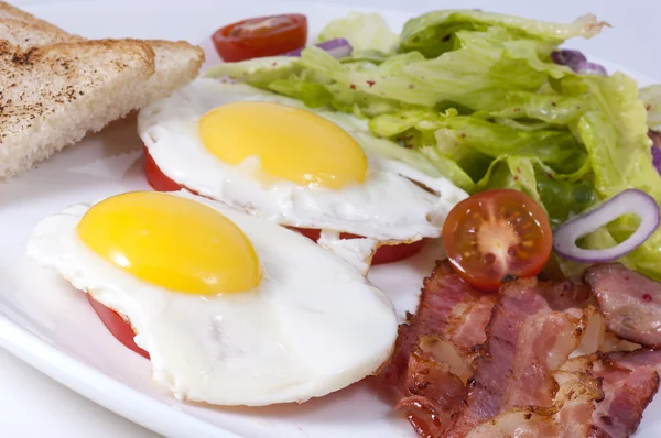 Huevos con tocino — Foto de Stock