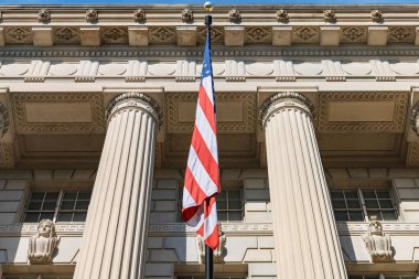 Bayraklı tarihi Washington DC binası