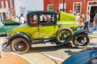 Ford Model A 1927 Klasik Amerikan Arabası Araba Fuarı sırasında Leesburg Caddesi 'nde sergilendi