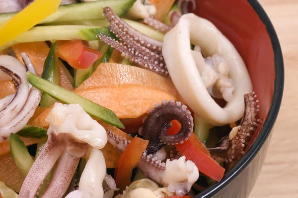 Seafood salad with clams — Stock Photo, Image