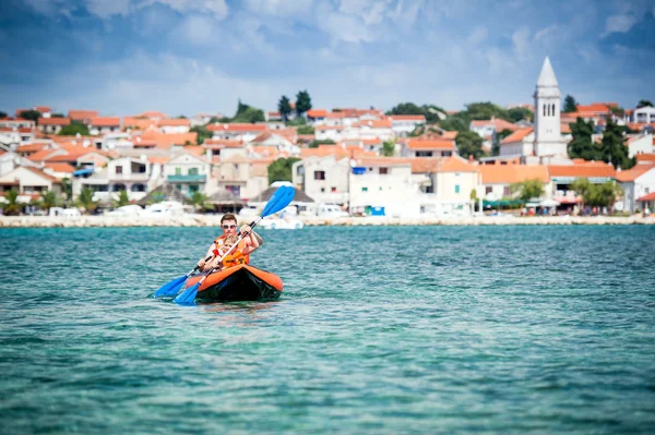 Father and son in a kayak — Stock Photo, Image