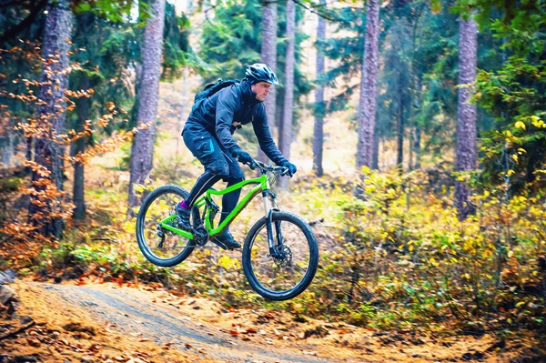 dağ bisikletçinin eylem