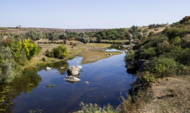 küçük hala Nehri