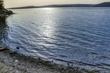 bir Bakota körfezi (Dnistrovske rezervuarı), Dnister nehri, Podilski tovtry Ulusal Parkı, Batı Ukrayna 'nın Khmelnitskiy bölgesi