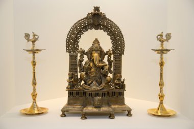 Ganesha metal heykeli