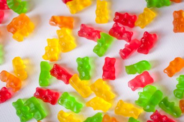 Gummi jöle şekerler