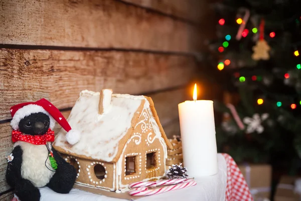 Decoração de Natal: casa de gengibre — Fotografia de Stock