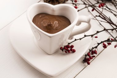 Sıcak çikolata ile Sevgililer günü kutlama