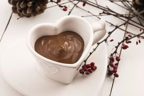 Valentýna oslavu s horkou čokoládou — Stock fotografie