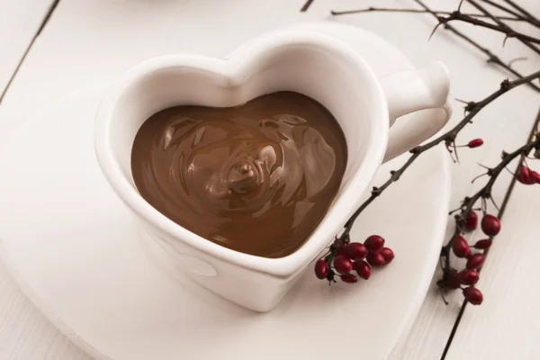 Valentinstag-Feier mit heißer Schokolade — Stockfoto