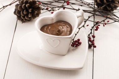 Sıcak çikolata ile Sevgililer günü kutlama
