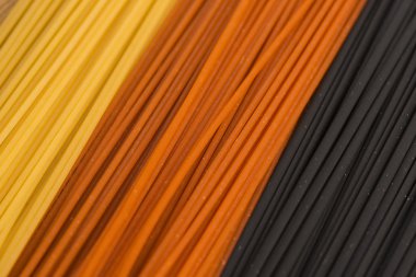 üç renk makarna, makro