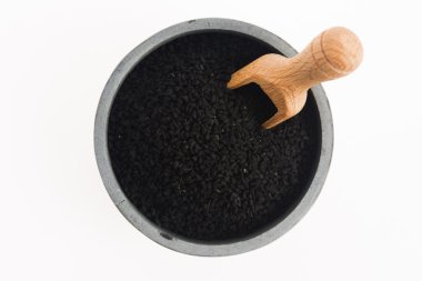 bir kase çörek otu