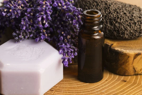 Artículos de spa de lavanda —  Fotos de Stock