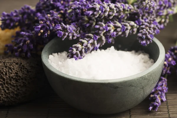 Itens de spa lavanda — Fotografia de Stock