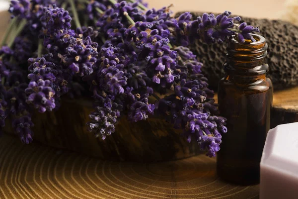 Itens de spa lavanda — Fotografia de Stock