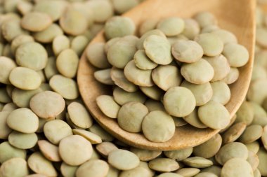 Kuru organik yeşil mercimek