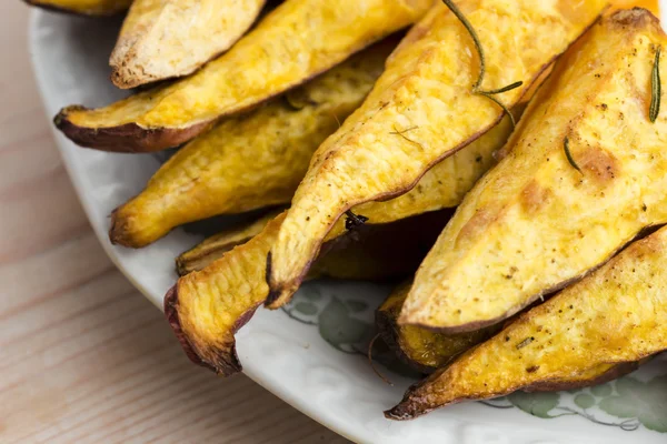 taze pişmiş tatlı patates dilimleri bölümü