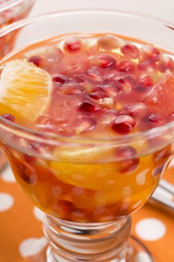 jöle tatlılar narenciye ile