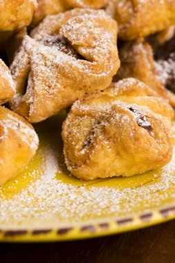 Peynir ve fındık ile kabak tatlılar