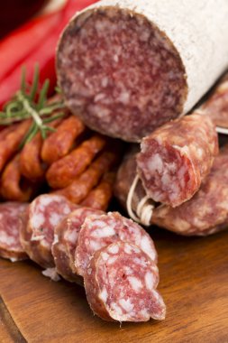 Farklı sosis ve salam