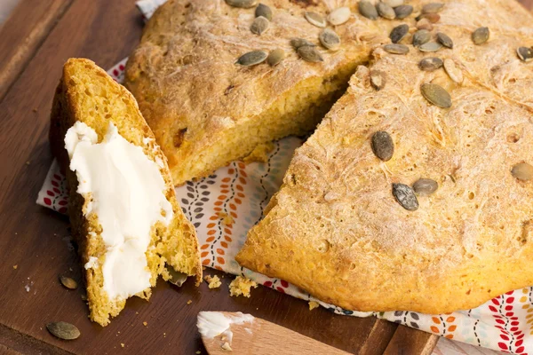 Pan de calabaza casero —  Fotos de Stock