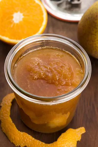 Päron jam med orange glas — Stockfoto