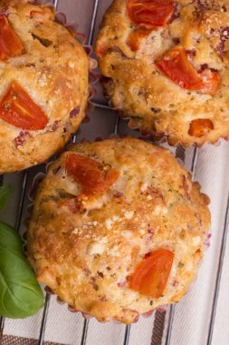 Bir çerez olarak taze pizza muffin