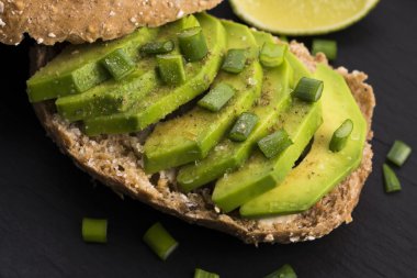 avokado sandviç