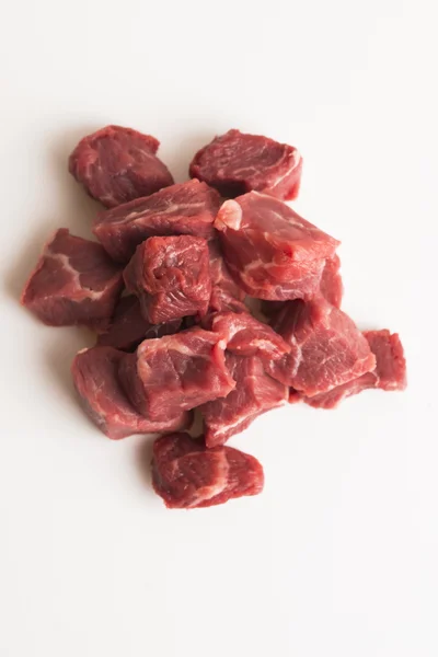 Ensopado de carne no fundo branco — Fotografia de Stock