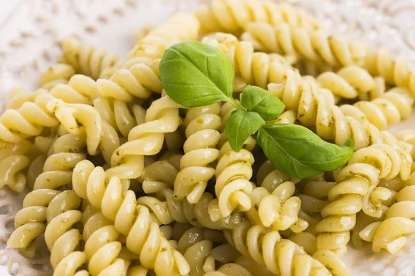 Italian fusilli pasta and fresh homemade pesto sauce — Stock Photo, Image