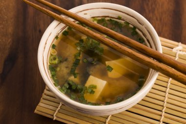 Japon miso çorbası.