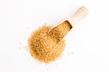 Kristaller şeker kamışı yığın yakın çekim üzerinde beyaz izole