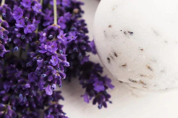 Baño de lavanda — Foto de Stock