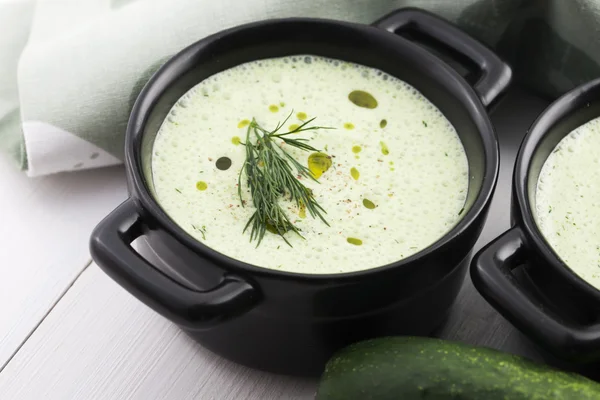 Tarator, bulgarian sour milk soup — Stock Photo, Image