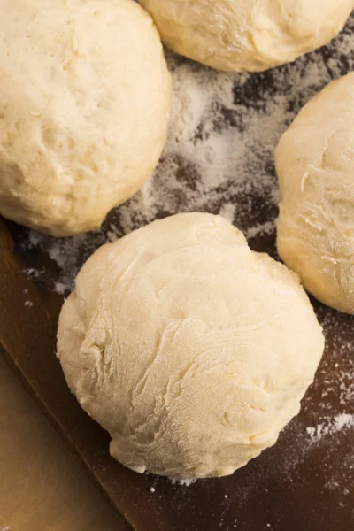 Fresh dough ready for baking — Stock Photo, Image