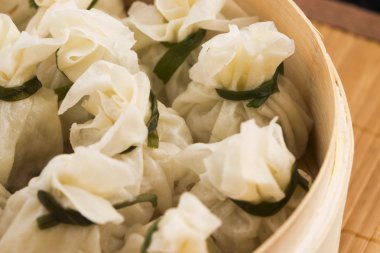 Bambu vapurları Çin köfte