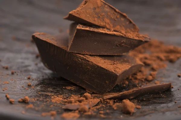 Нарубаний шоколад — стокове фото