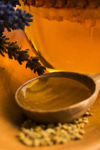 Lavender honey with bee pollen and honey comb — Stock Photo, Image