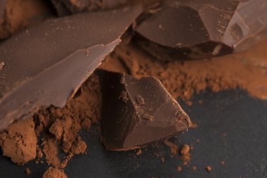 Kakao ile kıyılmış çikolata