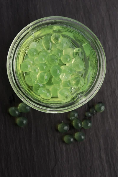 Caviar de hortelã, gastronomia molecular — Fotografia de Stock