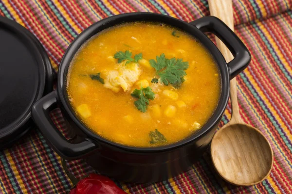 Sopa de pollo y maíz — Foto de Stock