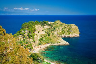 Isola Bella Beach sol tarafında