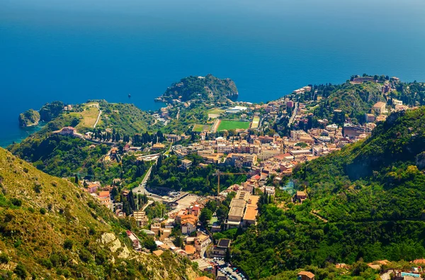 Utsikt över Taormina från Castelmola — Stockfoto